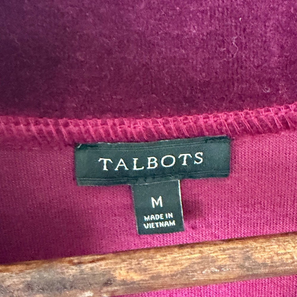 Talbots Velour Blouse Top M Burgundy Wine V-Neck Long Sleeve Velvet Holiday Soft - Picture 3 of 9